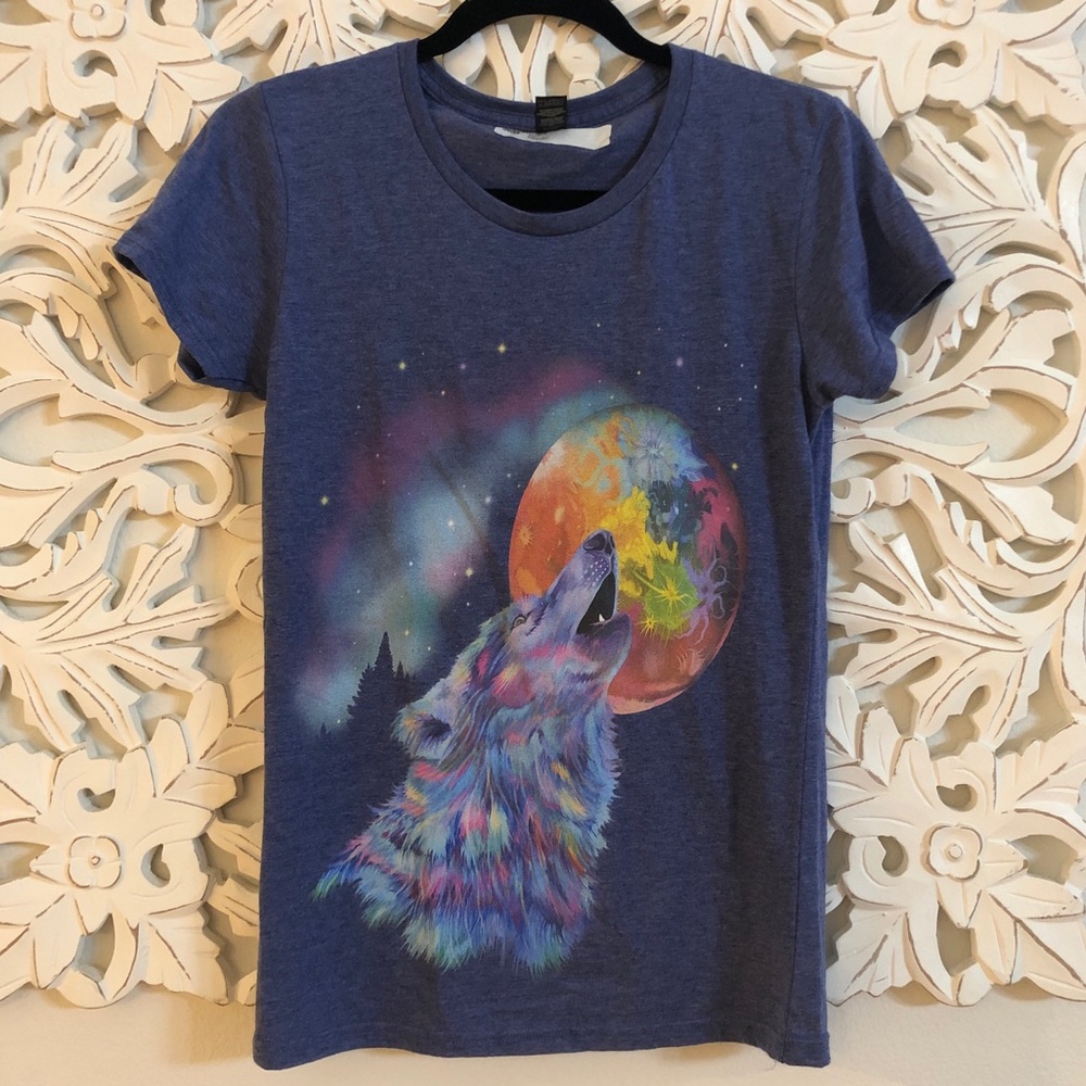 NWT Anvil blue iconic wolf shirt (S)